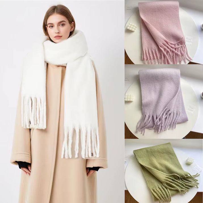 Warm and Comfortable Scarf