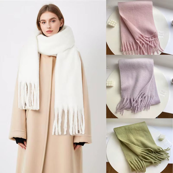 Warm and Comfortable Scarf